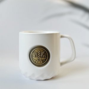 NYCU校徽銅章馬克杯_白色