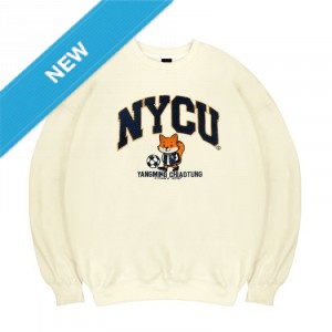 【最後現貨,售完為止】NYCU立體電繡竹狐落肩大學T_奶油白