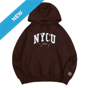 【2026新品上市】NYCU立體毛巾繡落肩帽T_可可棕