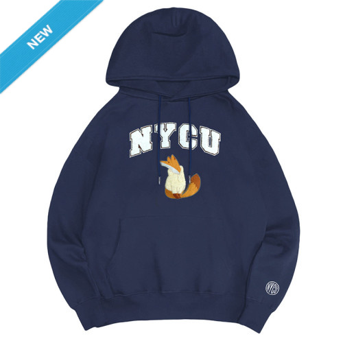【2026新品上市】NYCU立體毛巾繡落肩帽T_經典藍